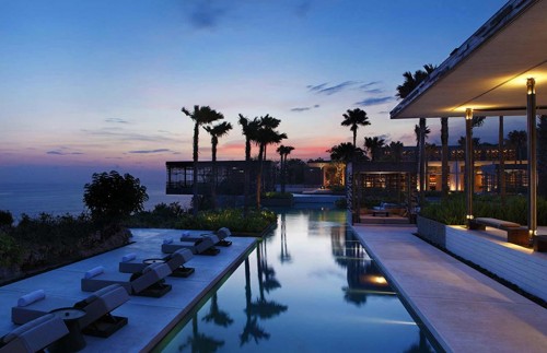Bên thềm hoàng hôn - Ảnh © alila hotels